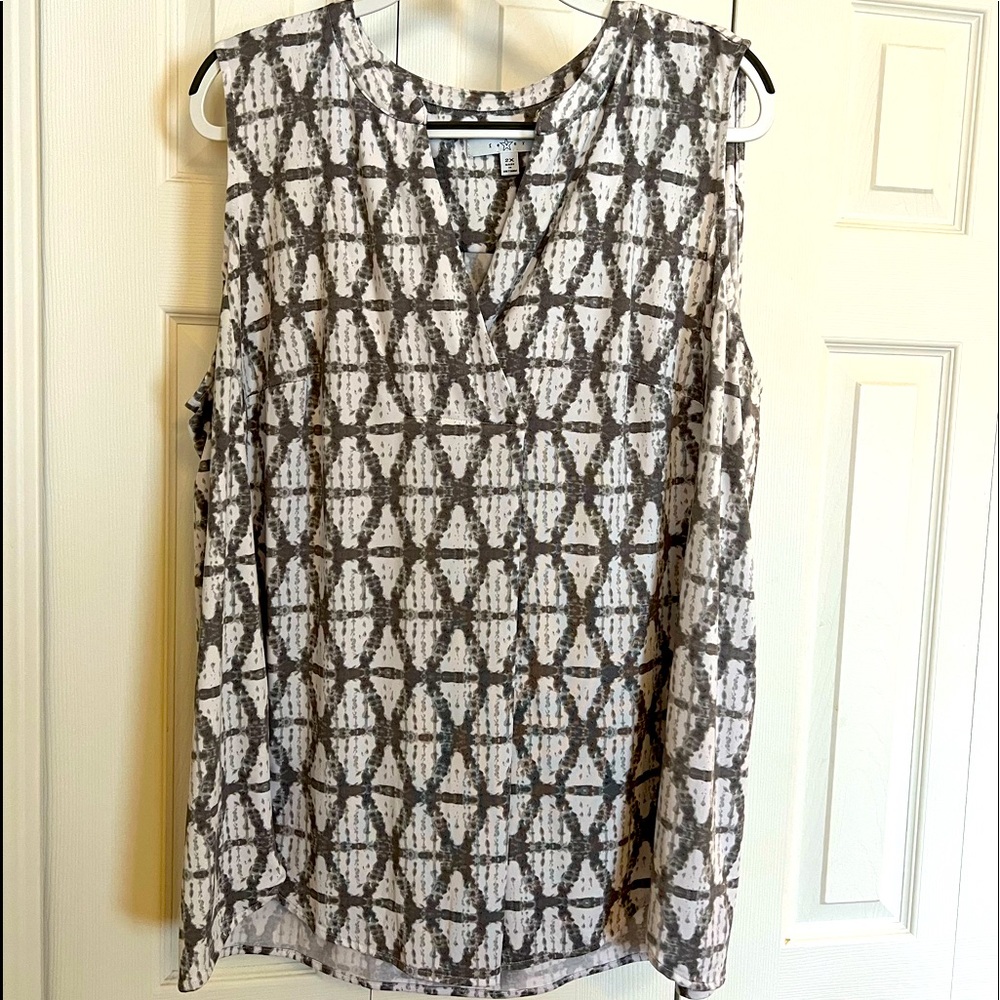 Woman’s dressing tank top